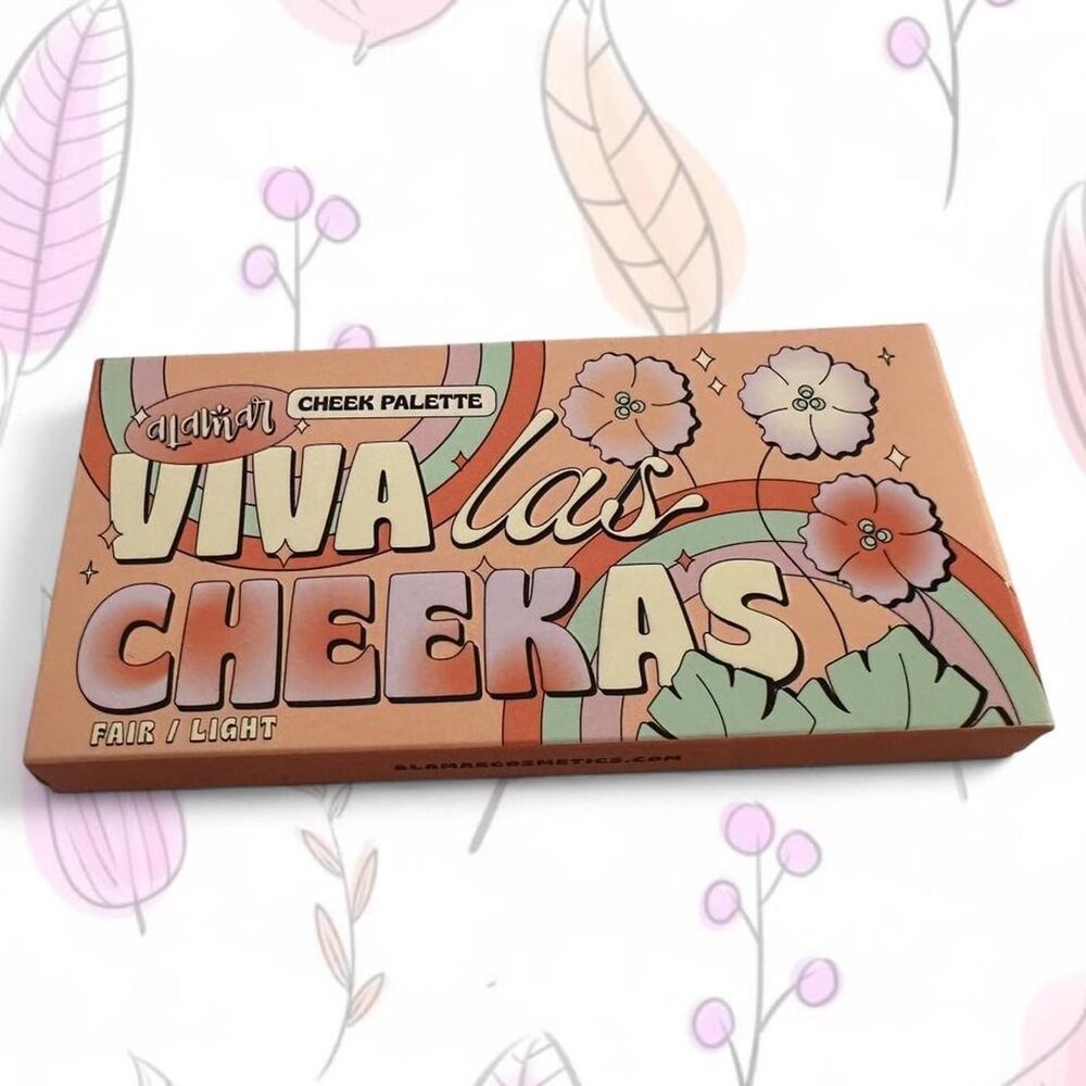 Alamar Cosmetics Viva Las Cheekas Cheek Palette in the shade Fair / Light.